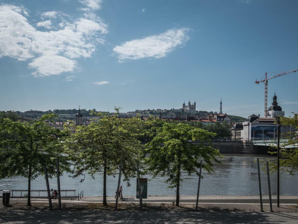 Luxury Studio & Spa-Lyon Centre ภายนอก รูปภาพ